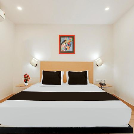 Super Townhouse Visakhapatnam Hotel Bagian luar foto